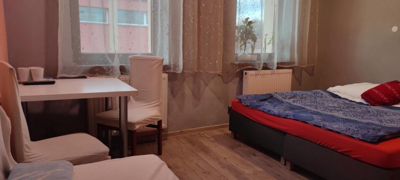 Noclegi Centrum Jelenia Gora Luaran gambar