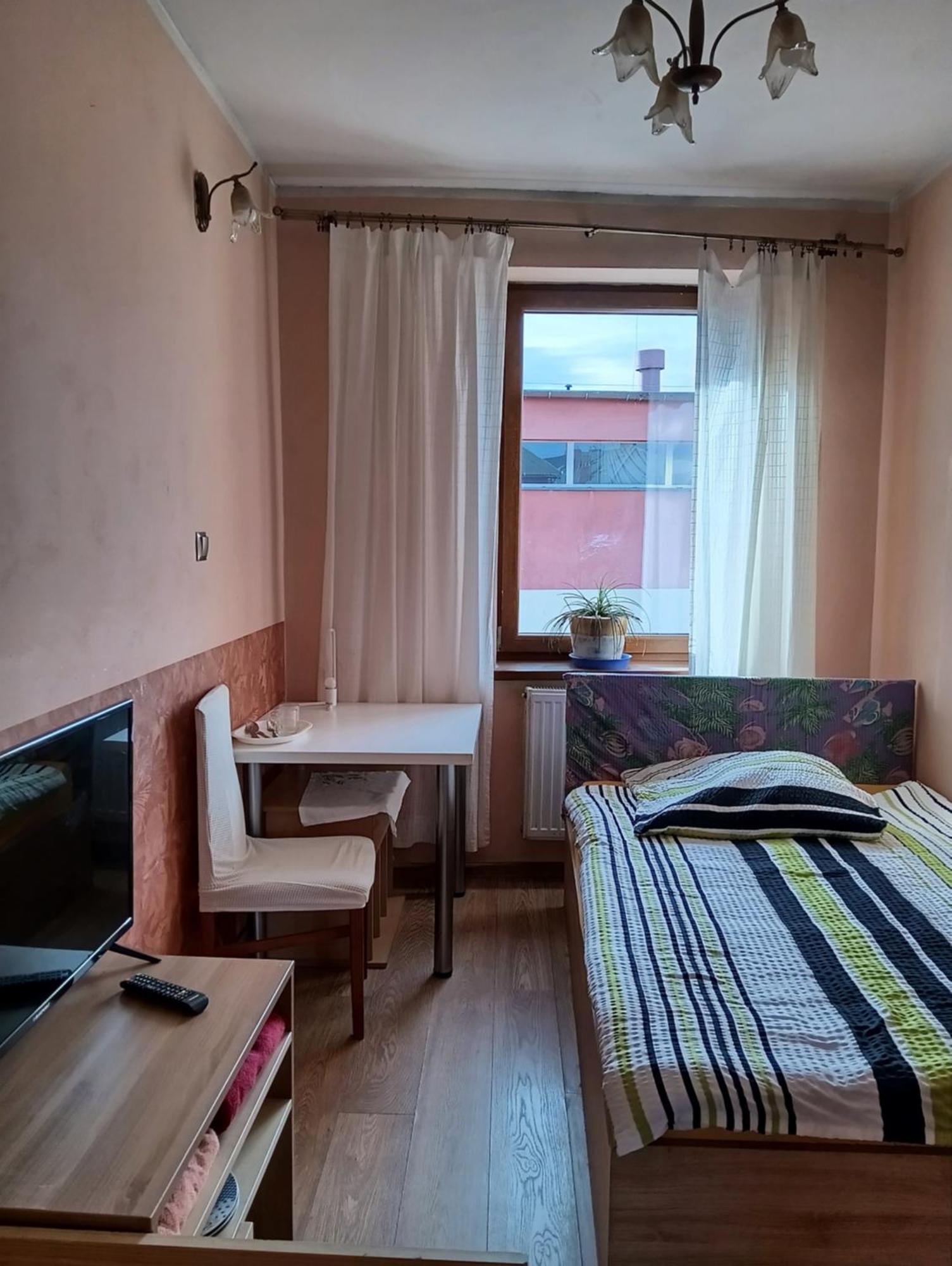 Noclegi Centrum Jelenia Gora Luaran gambar